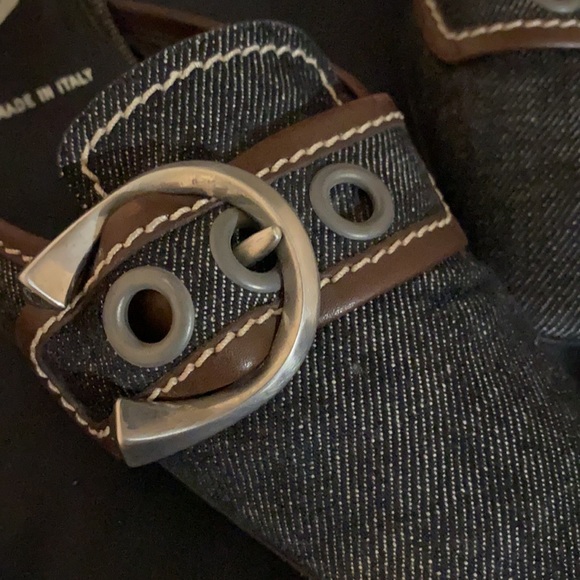 Prada - Picture 8 of 10